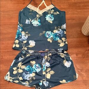 Apt. 9 Blue and Cream Floral Satin Pajama Set